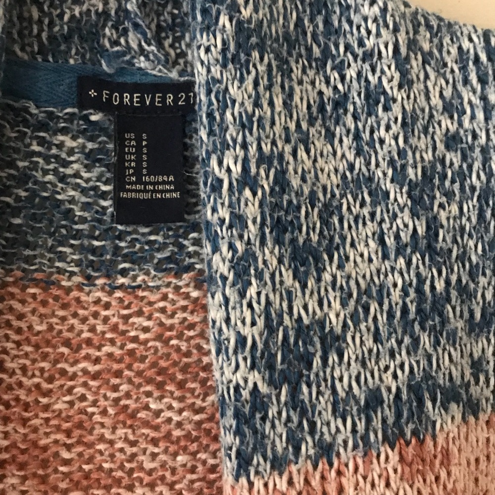 Aztec Knit Cardigan - Picture 2 of 4
